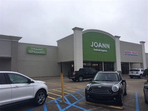 Alexandria , MN 56308-3486. 320-762-1429. Store details. Visit your local JOANN Fabric and Craft Store at 3015 Highway 29 South in Alexandria, MN for the largest assortment of fabric, sewing, quilting, scrapbooking, knitting, jewelry and other crafts..