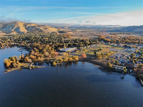 Our 25-bed Critical Access Hospital is located in Clearlake, California and serves the communities of Middletown, Hidden Valley, Cobb, Lower Lake, Kelseyville, Lakeport, Clearlake and Clearlake Oaks. We have outpatient services in Clearlake, Middletown, Lower Lake, Lakeport and Kelseyville. This network of hospital and clinic locations allows .... 