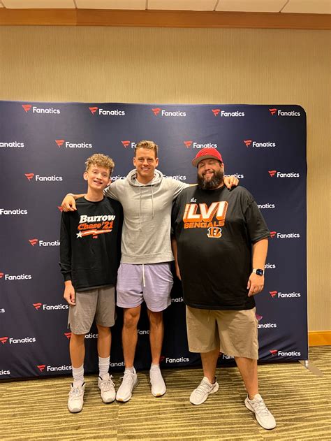 My son and I flew in for the meet and greet today, it was at the Westin downtown. Had him sign a painting, superbowl ticket stub, rookie card, and an orange …. 