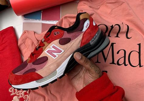 Joe freshgoods. I didn't get a chance to review these before the year ended, but this past December, Joe Freshgoods and New Balance teamed up again to release a three-sneake... 
