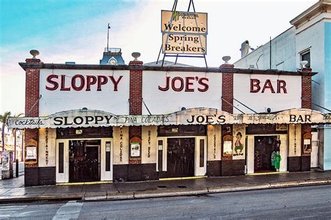 Joes bar. Chris Gothner. Chris Gothner joined the Local 10 News team in 2022 as a Digital Journalist. A man dropped his pants and began masturbating after being denied entry into a … 