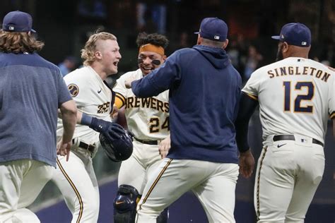 Joey Wiemer’s 10th-inning single lifts Brewers over Orioles 4-3