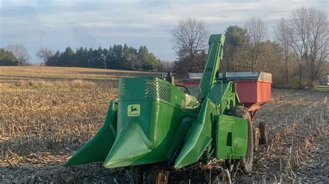 John Deere 237 Corn Picker For Sale Green Tractor Talk