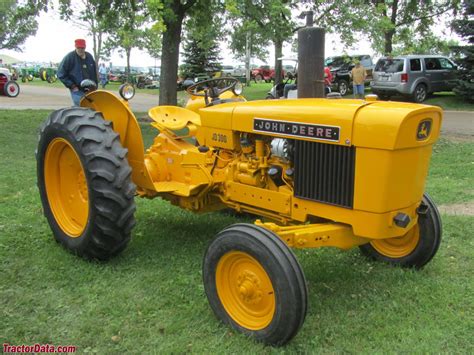 John Deere 300 industrial tractor: review and specs - Tractor Specs