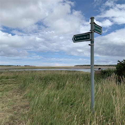 John Muir Country Park loop from East Links Family Park