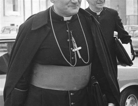 John Paul abuse claims trigger angry reactions in Poland