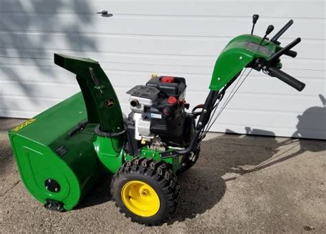 John Deere 1130SE snowblower Murray 1734676BCYP AUGER ASSEMBLY 28" & 30" R.H Rust and no bends or breaks.