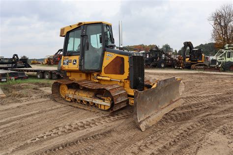 Dealer Website. Email Dealer. Machine Specs. More Details. Machine description: Open Operator Station, 110 in Wide PAT Blade, Track Shoes ... more info about the 2013 John Deere 450J LGP. New and .... 