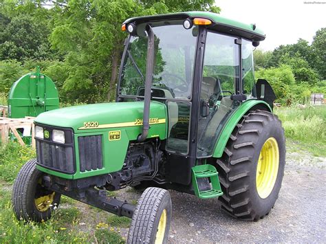 The John Deere 5520 often has issues related to electrical systems, like faulty sensors and starter problems. Transmission glitches and hydraulic system leaks can occur as well. Regular maintenance can mitigate these issues. How Reliable Is The John Deere 5520 Tractor? The John Deere 5520 is generally reliable but requires consistent maintenance.. 
