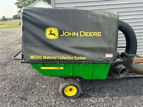 John deere leaf vacuum for zero turn.  Do not park 72" J.  The secr...