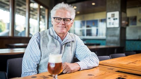 John mcdonald boulevard. KANSAS CITY, Mo. -- It's still a tiny bubble to the king of beers, but Boulevard Brewing of Kansas City attributes a surge in St. Louis sales to local frothing over foreign ownership. In the year... 