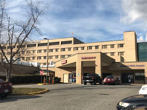  Chippenham and Johnston-Willis Hospitals. Doctors. Richmond, VA . ... which hospital he or she admits patients to, ... Dr. John Snyder is a radiologist in Richmond, VA, and is affiliated with Bon ... . 
