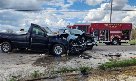 Johnson County woman dead after crash on State Road 135