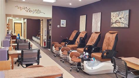 Our standard manicure consists of any cutting or trimming you require or request, along with a full service hand massage, lotion, nail serum to help strengthen your nails and of course, whatever polish you wish. . 