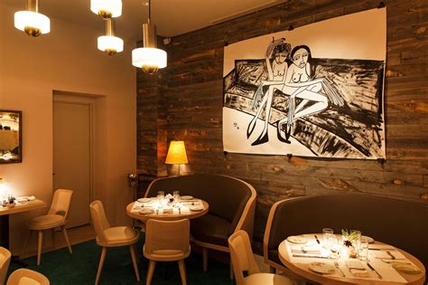 Jojo nyc. The 90s are back and so is JoJo—famed chef Jean-Georges Vongerichten’s first New York restaurant. Like the very best face-lift, this transformation has rid the space of its former fuddy-duddy feel and replaced it with a fresh, contemporary backdrop that beckons moneyed residents. 