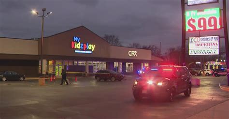 Joliet man dies after shooting in parking lot of children's indoor playground