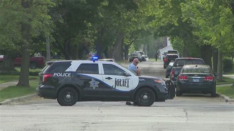 Joliet shelter in place lifted following manhunt