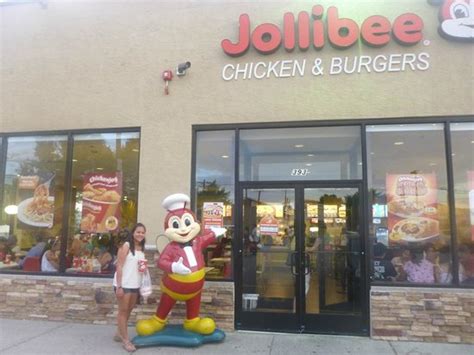 Jollibee jersey city photos. 733 State Route 440, Jersey City, New Jersey, 07304 (551) 205-8005 Get Directions Service Options Delivery Dine-in Takeout Drive-Thru Store Hours Closed - Opens at 9:00 AM Amenities Gift Card Accepted Restrooms Mobile Payments Our Menu Categories Fried Chicken Try our famous Jollibee Chickenjoy fried chicken. Next-level flavor. Next-level joy. 