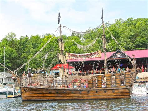 Jolly Rogers Grub n’ Grog-- Closed for the season. Contact at: (573) 392-0700. ... Dog Days is the Lake of the Ozarks party spot, right in the middle of the Lake’s action! At the intersection .... 