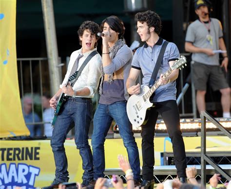 Jonas Brothers add second Yankee Stadium concert this summer