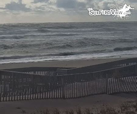 Watch Long Beach Webcam Live. Long Beach live web camera streaming current conditions from Nassau County NY. View this Long Beach cam for real-time wave conditions, tides, beach water temperature, storm coverage and local weather from Long Beach Barrier Island. This New York beach cam displays 24/7 live beach conditions from Long Beach NY.