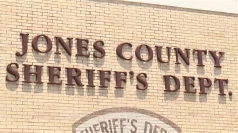 Jones co ms jail. 26 พ.ค. 2566 ... Jones County Jail, MS - Find out who's in jail. Online information inquiries for inmates booked into the Jones County Jail, MS. 