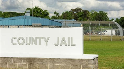 Jones county jail docket laurel mississippi. Things To Know About Jones county jail docket laurel mississippi. 