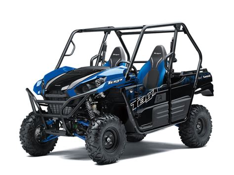 The average weight of an all-terrain vehicle (ATV) is around 350 to 400 pounds. The weight normally differs according to make. An ATV is a vehicle that travels on low pressure tire.... 