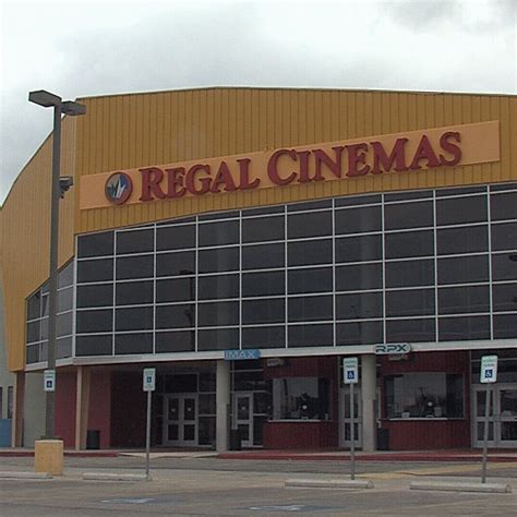 Joplin movie theater. Regal Cinemas Northstar 14. Movie Theater 