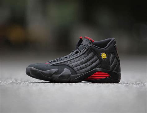 Jordan 14 last shot. Game 6 of the 1998 NBA Finals vs. the Utah Jazz will always be remembered as the Last Shot game, when MJ put the Bulls ahead to win his sixth NBA championship wearing the Air Jordan 14. This retro ... 