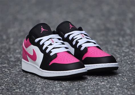 Jordans pink black and white. Things To Know About Jordans pink black and white. 