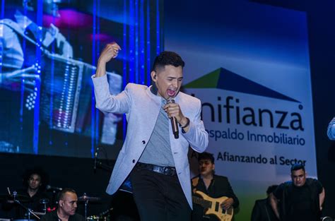 Jorge Celed&oacute;n - Hay hombre - YouTube