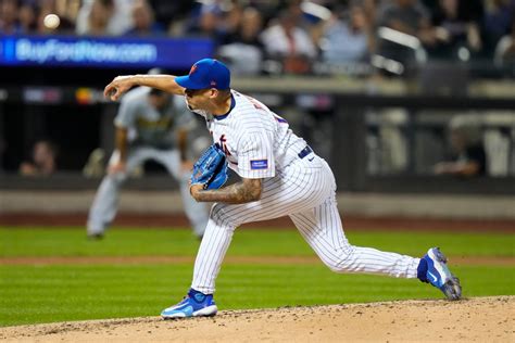 Jose Butto gives up 3 runs after getting call to make spot start, Mets lose to Pirates, 7-4