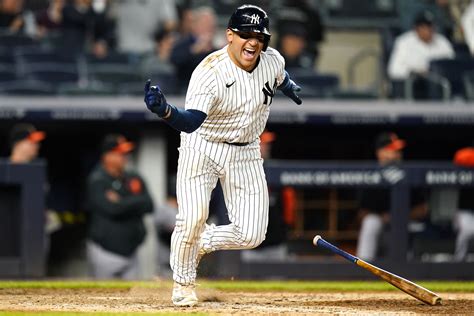 Jose Trevino hits pinch-hit walk-off single after more Yankee players go down with injuries