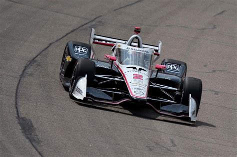 Josef Newgarden continues IndyCar oval dominance with win at Iowa Speedway