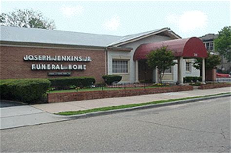 Joseph jenkins funeral home. Fond memories of Joseph live on with his wife, Robin Lightfoot: mother, Brenda Jean Venable: son, Joseph Lightfoot of Youngstown: daughters, Jo’Elle Lightfoot and Jo’Sie Lightfoot both of Youngstown: brothers, Jerome Jenkins of Youngstown, Anthony Jenkins of Columbus, Michael Rushton of Youngstown, Sean Rushton of Youngstown, and Lavar ... 