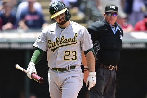 Josh Bell’s homer sends Guardians to 6-1 win, sweep of Oakland as A’s drop 8th straight