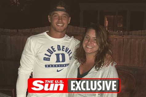 Producers woke Josh Goldstein and his girlfriend, Shannon St. Clair, in the middle of the night to deliver some devastating news. They found out that Josh's sister Lindsey Beth had just died under sad circumstances. In the programme broadcast on Thursday, August 5, 2021, Josh and Shannon revealed they were departing Love Island.