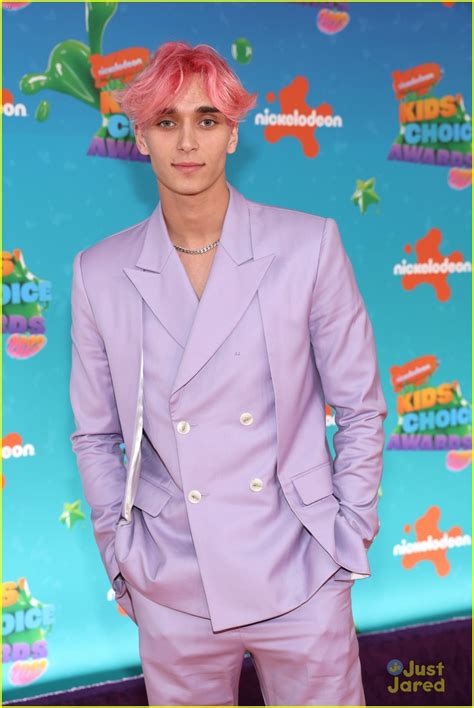 Josh Richards displayed his bright pink new hair color at the 2023 Nickelodeon Kids' Choice Awards held at Microsoft Theater on Saturday evening (March 4) in Downtown… Main About Us.