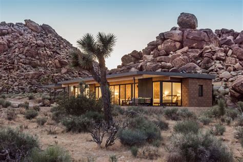 Joshua tree california houses. Our house is located on 2.5 acres on dirt roads high up in the hills bordering Joshua Tree National Park. The house is 1100 sqft with a king bedroo... Joshua Tree Adobe House - Houses for Rent in Joshua Tree, California, United States - Airbnb 