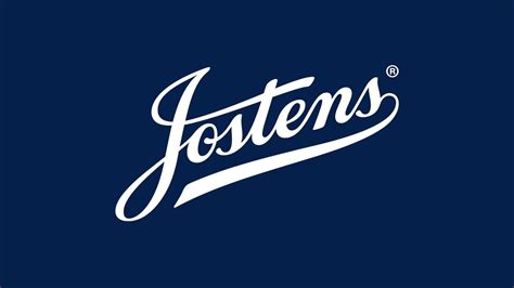 Jotsens - According to Jostens, the company that made the Chiefs' Super Bowl rings, each one contains 613 diamonds -- 609 round diamonds and four marquise diamonds -- and 35 rubies totaling 16.1 carats.