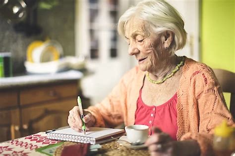 Journaling For Seniors