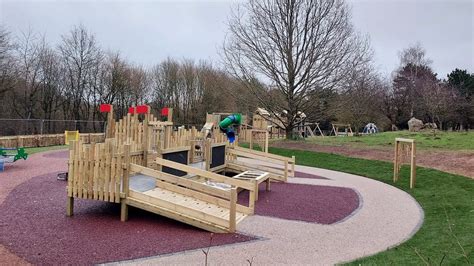 Joy as new section of Swindon play park opens