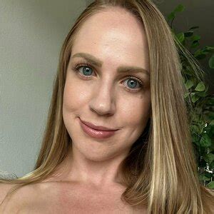 Jan 11, 2021 · Courtney Tillia, 33, swapped her puny teacher’s paycheck for a six-figure OnlyFans income: “I’ve changed my life financially. I’m changing the lives of other women.”. “Women have been ... 