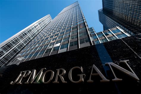 The JPMorgan Chase Institute seeks a Research Analyst who will hel