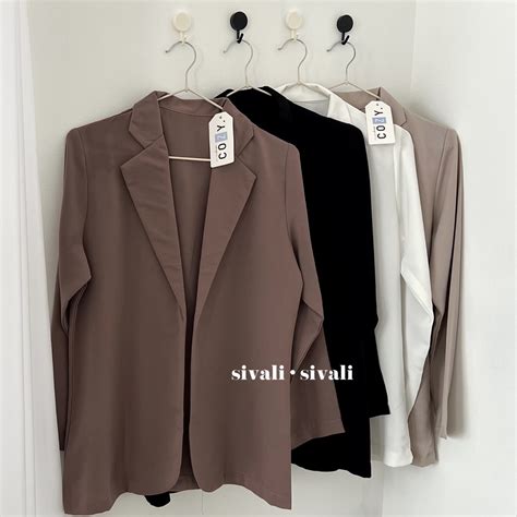 Jual Baju Dalaman Blazer Wanita Model Terbaru & Kekinian