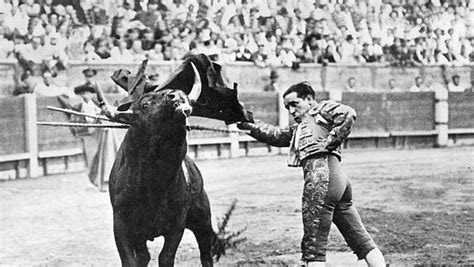 Juan Belmonte Spanish bullfighter Britannica