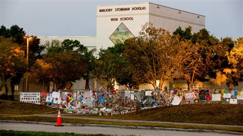 Judge approves motion allowing re-enactments of Parkland school shooting