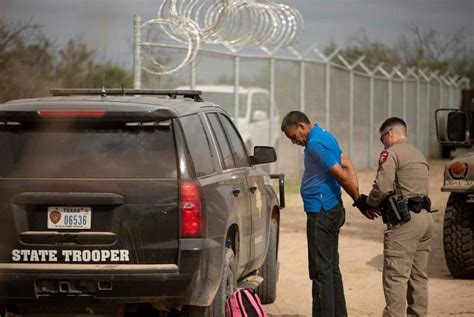 Judge orders Texas to remove migrant-blocking barriers