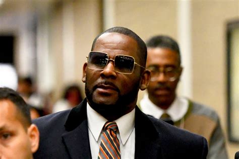 Judge orders more than half a million in R. Kelly royalties be turned over to victims